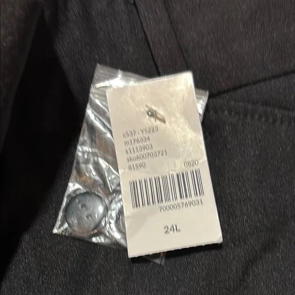 🌈Lane Bryant 4-Season Straight 24 Long pants🌈 - Picture 2 of 7